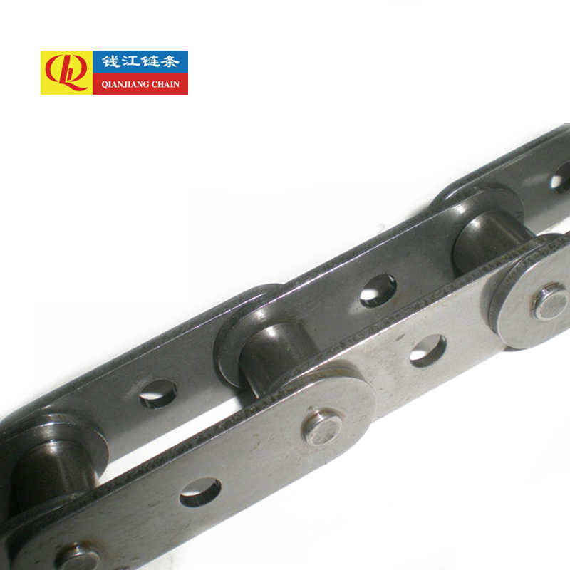 Lanțuri transportoare cu pas dublu cu orificii centrale